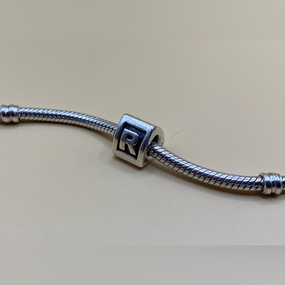 PANDORA RETIRED Alpha Initial R charm; Sterling Silver; EUC. - Picture 4 of 4